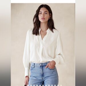 Banana Republic Cream Dress Shirt with BallonSleeve